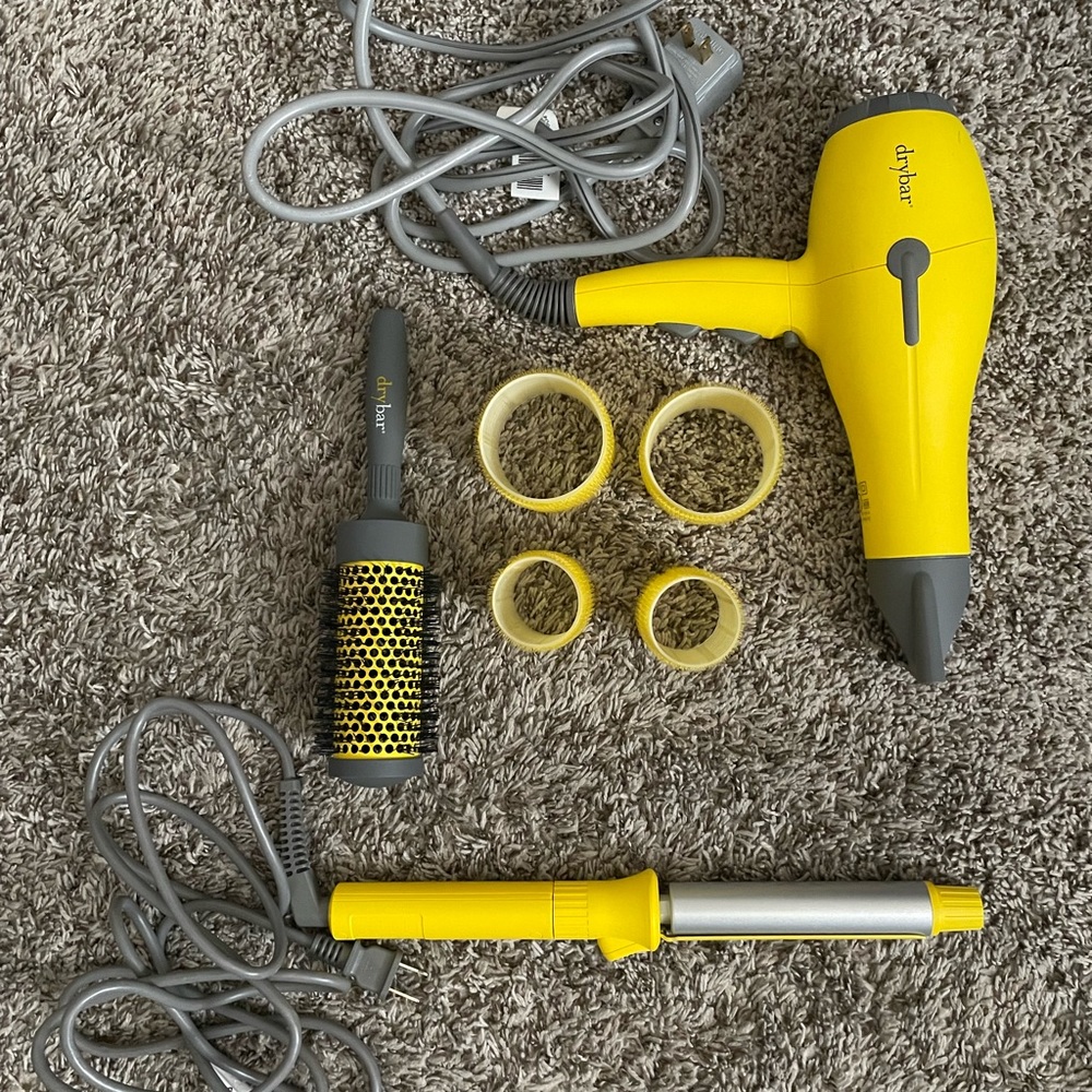 Drybar styling set, like-new condition barely used